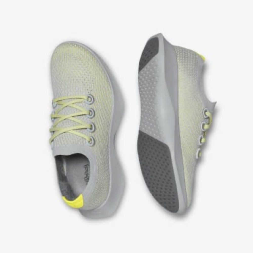 Allbirds Tree Dasher in ‘Gravity’